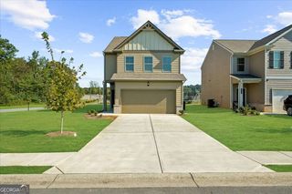 300 Harrison Drive, Calhoun, GA 30701