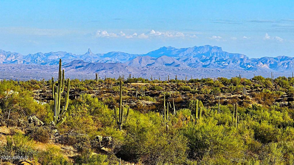 142X2 E MONTELLO Road -, Scottsdale, AZ 85262