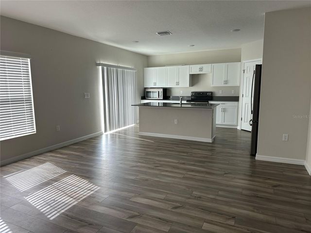 1572 ELLESMERE AVENUE, Haines City, FL 33844