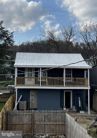 159-161 W FOURTH ST, Lewistown, PA 17044