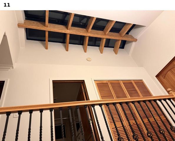 2121 Valparaiso Avenue, Menlo Park, CA 94025