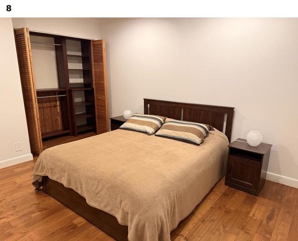 2121 Valparaiso Avenue, Menlo Park, CA 94025