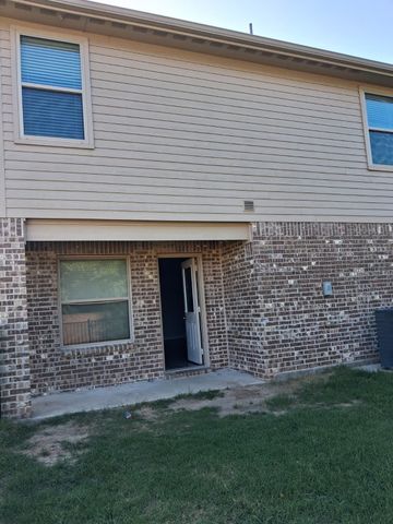 6816 Topaz Drive, Greenville, TX 75402