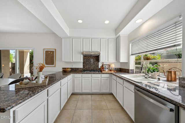 752 W Walnut Avenue D, Monrovia, CA 91016