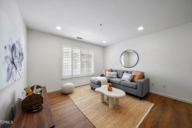 752 W Walnut Avenue D, Monrovia, CA 91016