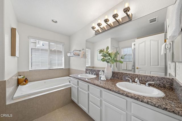752 W Walnut Avenue D, Monrovia, CA 91016