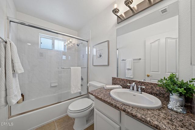 752 W Walnut Avenue D, Monrovia, CA 91016