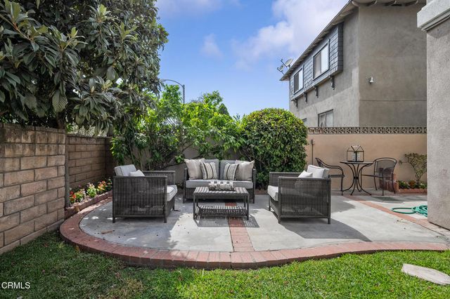 752 W Walnut Avenue D, Monrovia, CA 91016