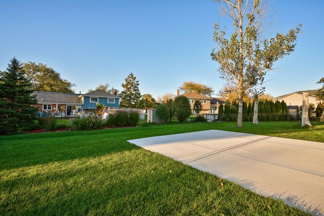 9860 Stafford Court, Mokena, IL 60448