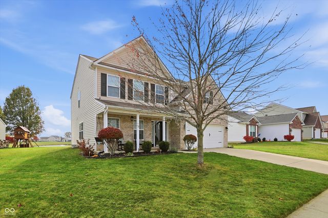 3364 Roundlake Lane, Whitestown, IN 46075