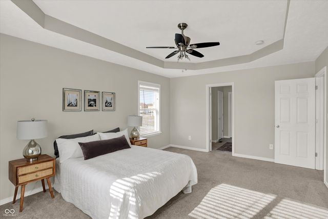 3364 Roundlake Lane, Whitestown, IN 46075