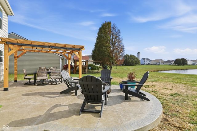 3364 Roundlake Lane, Whitestown, IN 46075