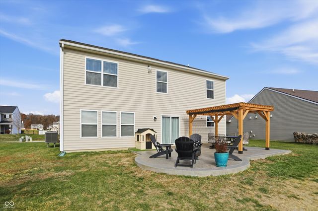3364 Roundlake Lane, Whitestown, IN 46075