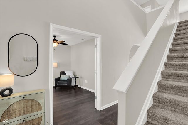 3364 Roundlake Lane, Whitestown, IN 46075