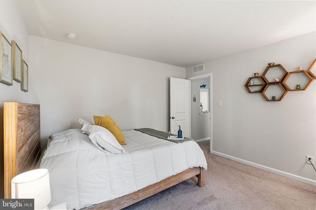 20 RUE CEZANNE, Mays Landing, NJ 08330