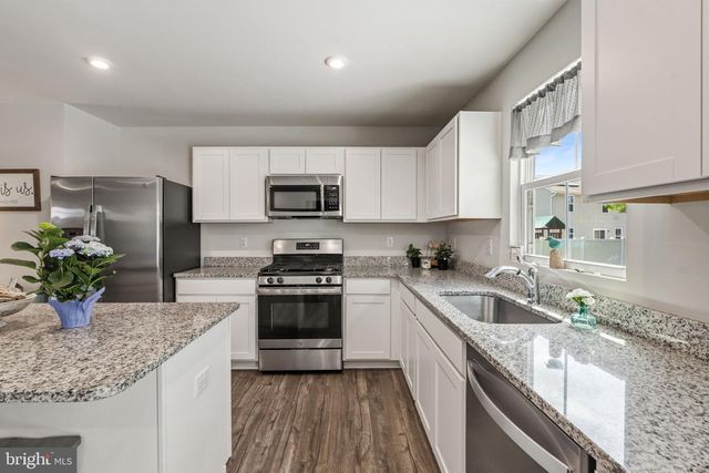 20 RUE CEZANNE, Mays Landing, NJ 08330