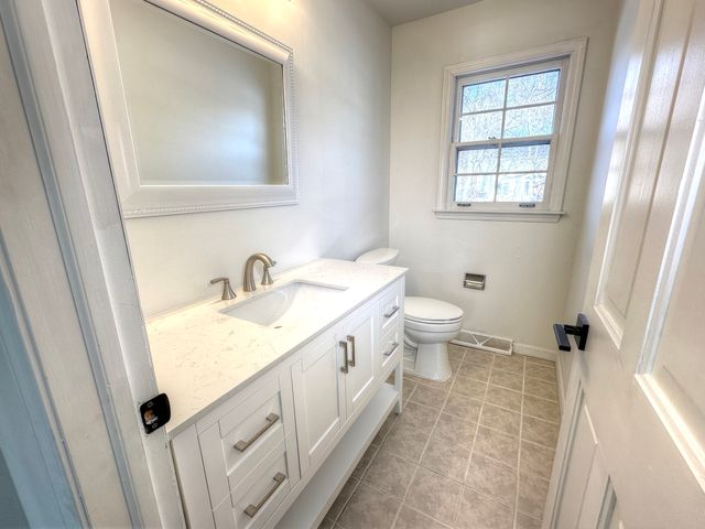 2309 Sudbury Lane, Geneva, IL 60134