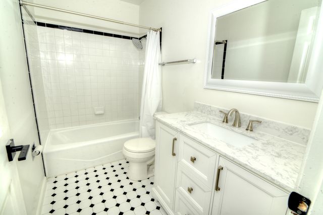 2309 Sudbury Lane, Geneva, IL 60134