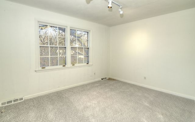 2309 Sudbury Lane, Geneva, IL 60134