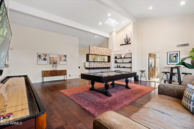 6252 E BEVERLY Lane, Scottsdale, AZ 85254