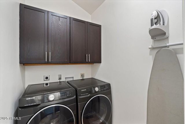 6252 E BEVERLY Lane, Scottsdale, AZ 85254