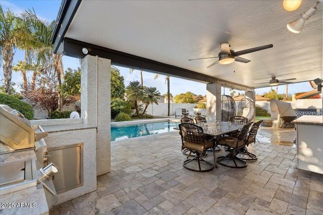 6252 E BEVERLY Lane, Scottsdale, AZ 85254