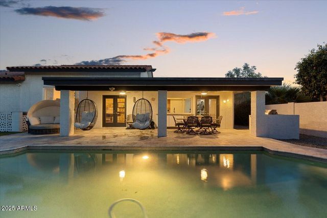 6252 E BEVERLY Lane, Scottsdale, AZ 85254