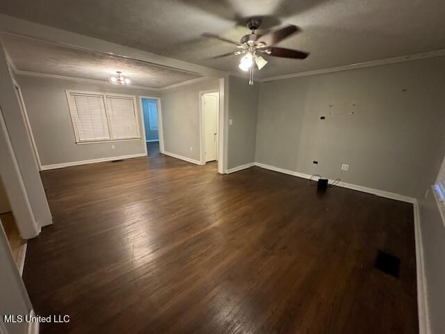 205 Holly Drive, Natchez, MS 39120