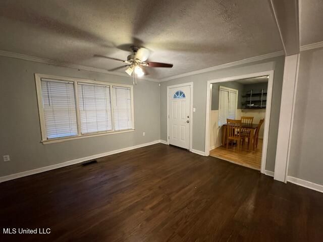 205 Holly Drive, Natchez, MS 39120