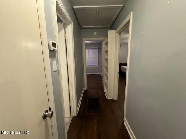 205 Holly Drive, Natchez, MS 39120