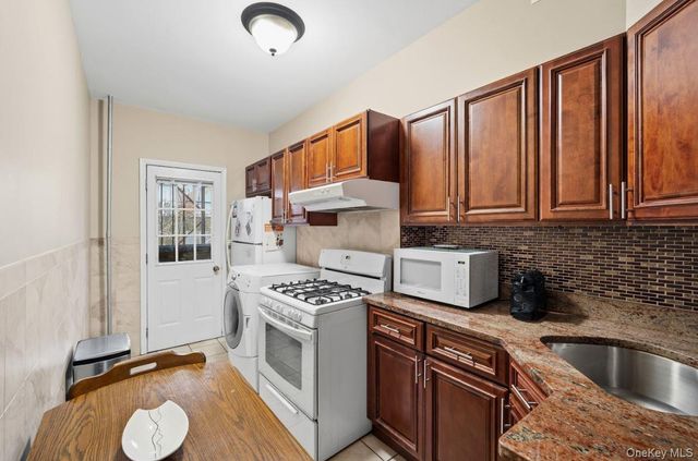 2015 Menahan Street, Ridgewood, NY 11385