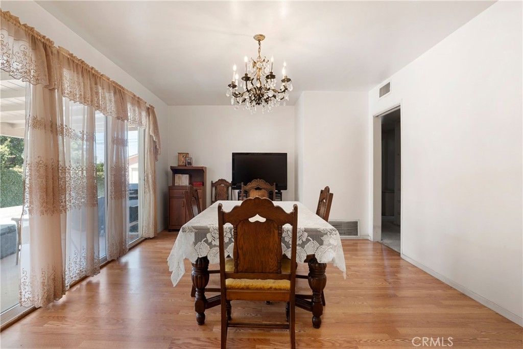 Image 17 of property listing at 753 S Aldenville Avenue S, Covina, CA 91723
