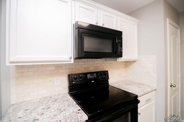 2030 Cumberland Dr., Longview, TX 75601