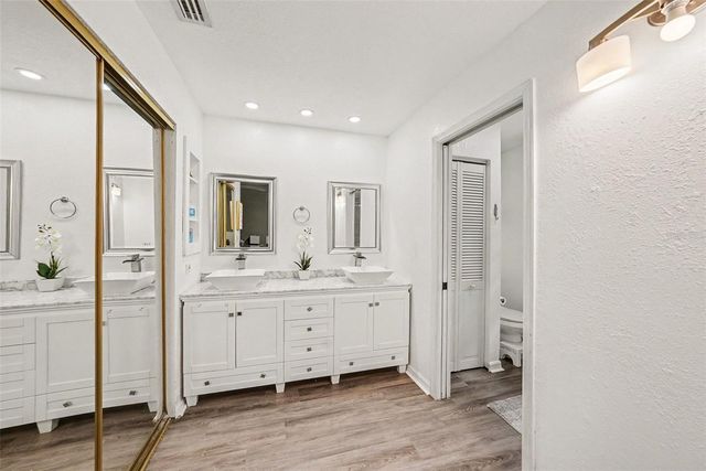 4107 BRENTWOOD PARK CIRCLE, Tampa, FL 33624