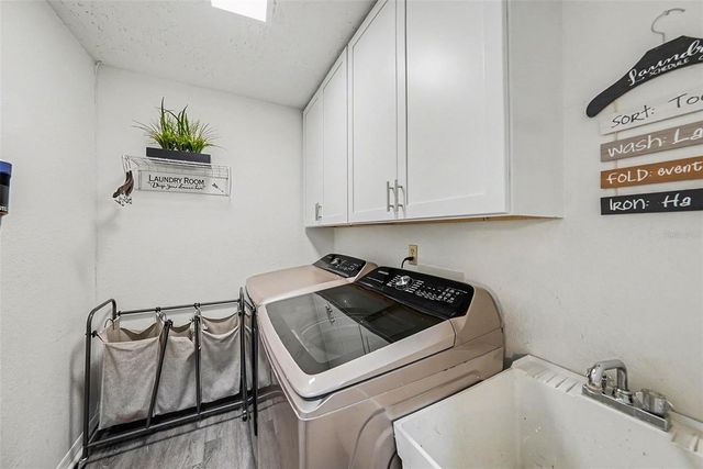 4107 BRENTWOOD PARK CIRCLE, Tampa, FL 33624