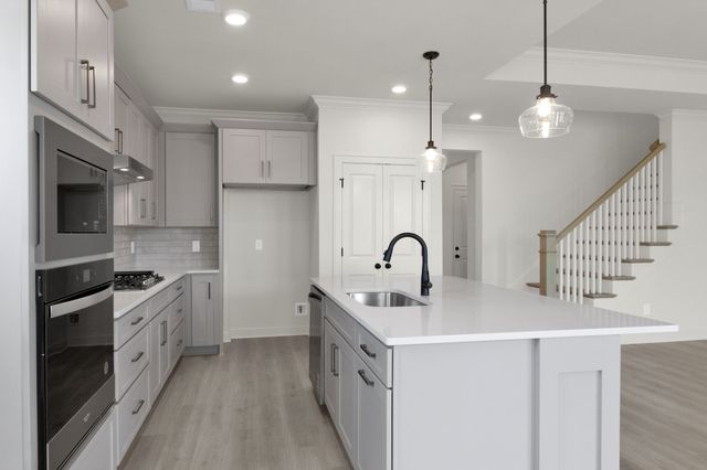 7628 Danswerk Dr, Murfreesboro, TN 37129