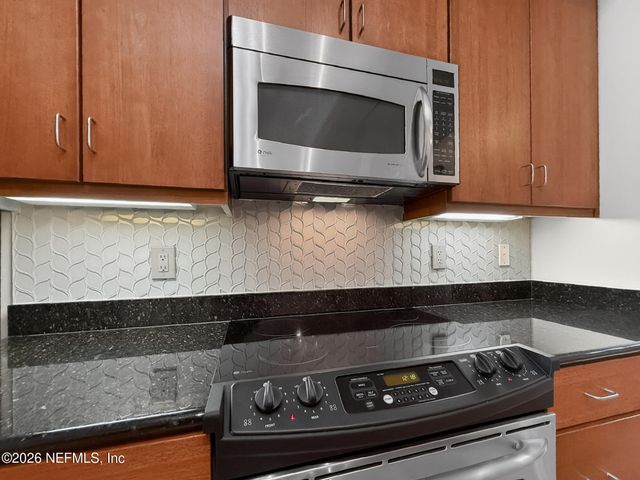 1661 RIVERSIDE Avenue 407, Jacksonville, FL 32204