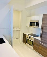 301 Altara Ave 210, Coral Gables, FL 33146