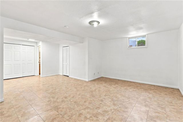 7331 N Crystal Avenue, Kansas City, MO 64119
