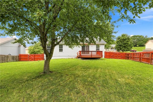7331 N Crystal Avenue, Kansas City, MO 64119