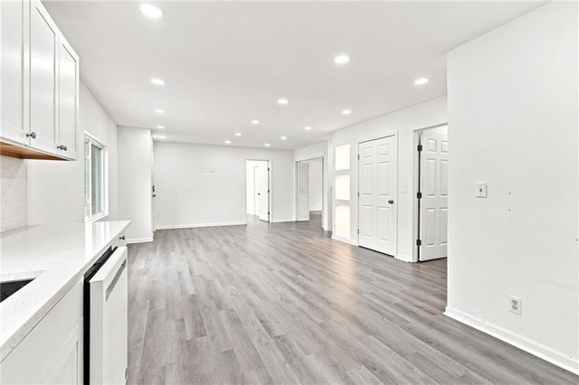 7331 N Crystal Avenue, Kansas City, MO 64119