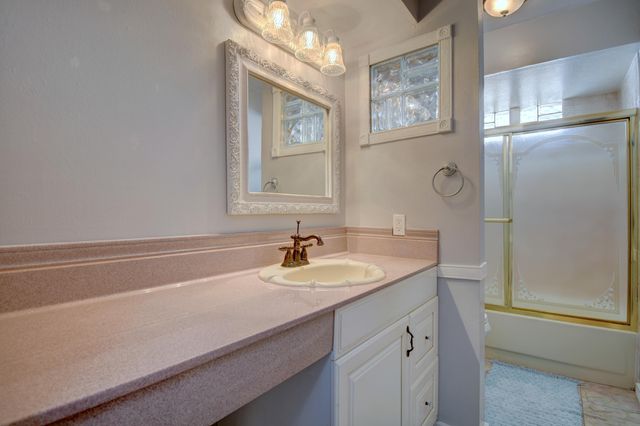 4110 El Alto Court SE, Rio Rancho, NM 87124