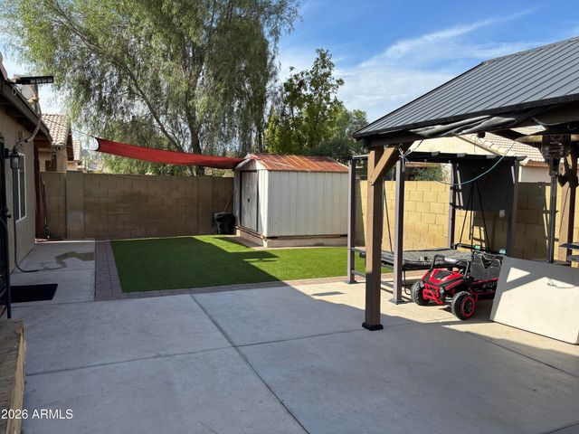 2015 N 89TH Drive, Phoenix, AZ 85037