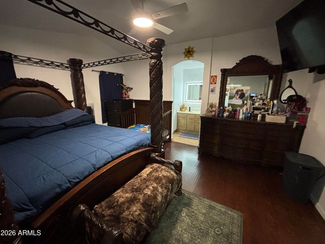 2015 N 89TH Drive, Phoenix, AZ 85037