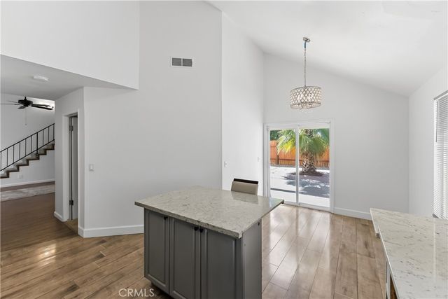2521 N Selland Avenue, Fresno, CA 93722