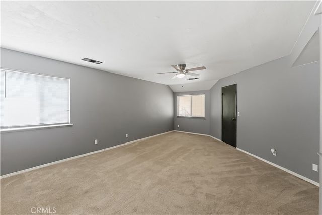 2521 N Selland Avenue, Fresno, CA 93722