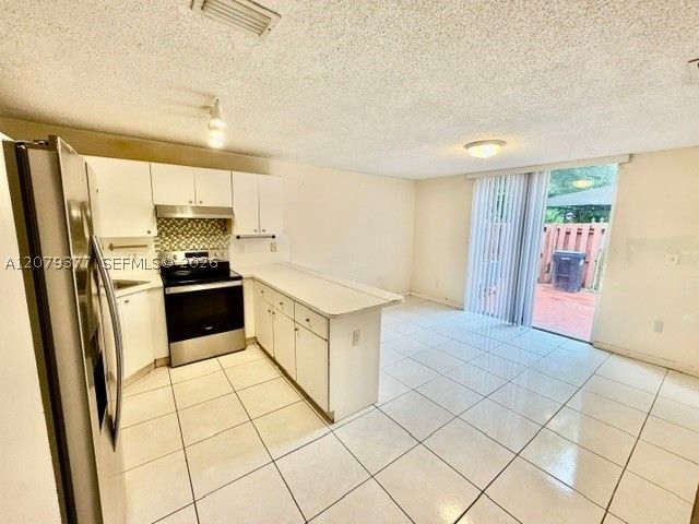 8694 SW 159th Path 0, Miami, FL 33193