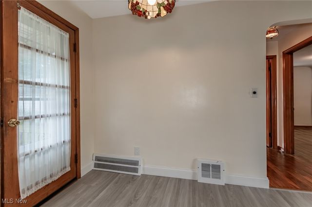 306 E 323rd Street, Willowick, OH 44095