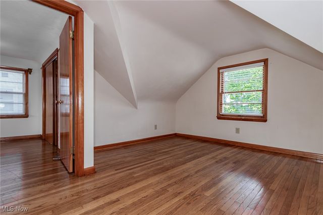 306 E 323rd Street, Willowick, OH 44095