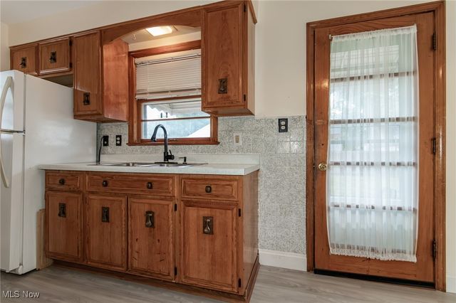 306 E 323rd Street, Willowick, OH 44095